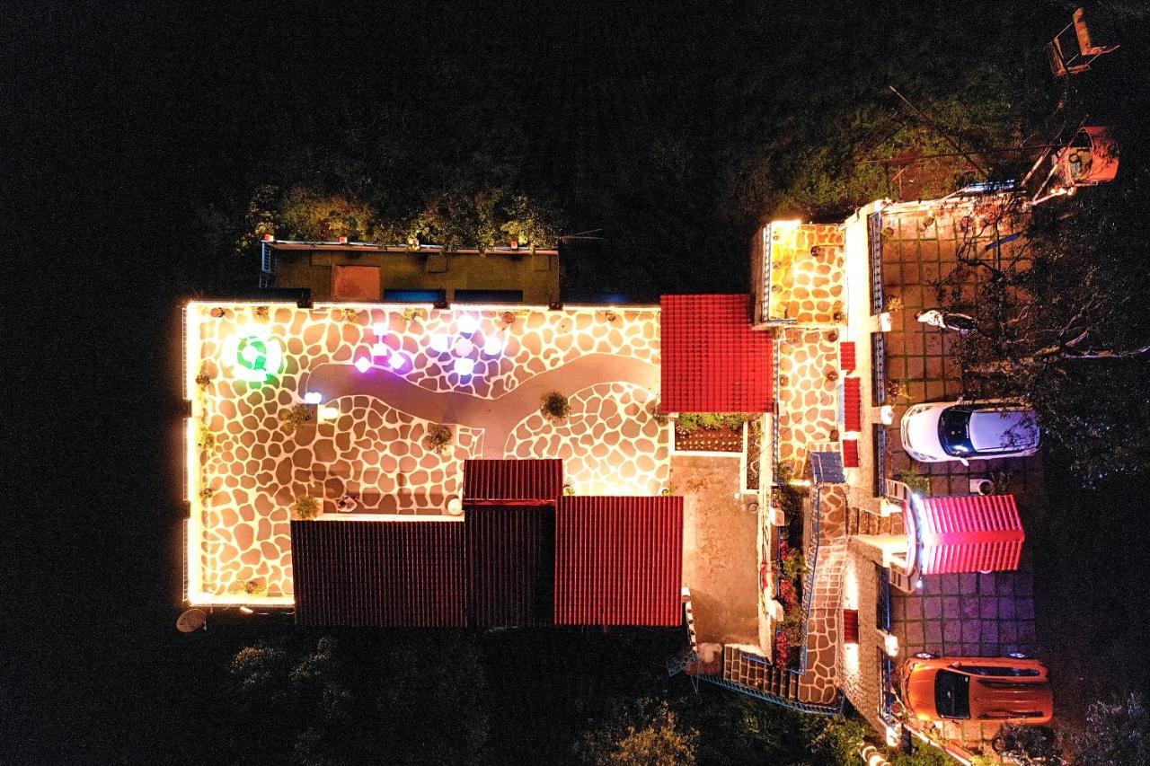 Hotel Greek Glory Panchgani Buitenkant foto